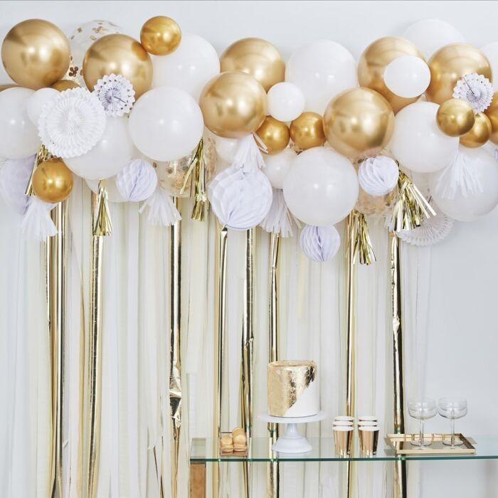 Induceren Aanstellen Snoep Muurdecoratie mix ballonnen en slingers wit/goud – Lievelingshop