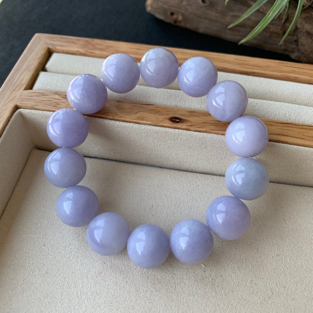 lavender jade bead bracelet