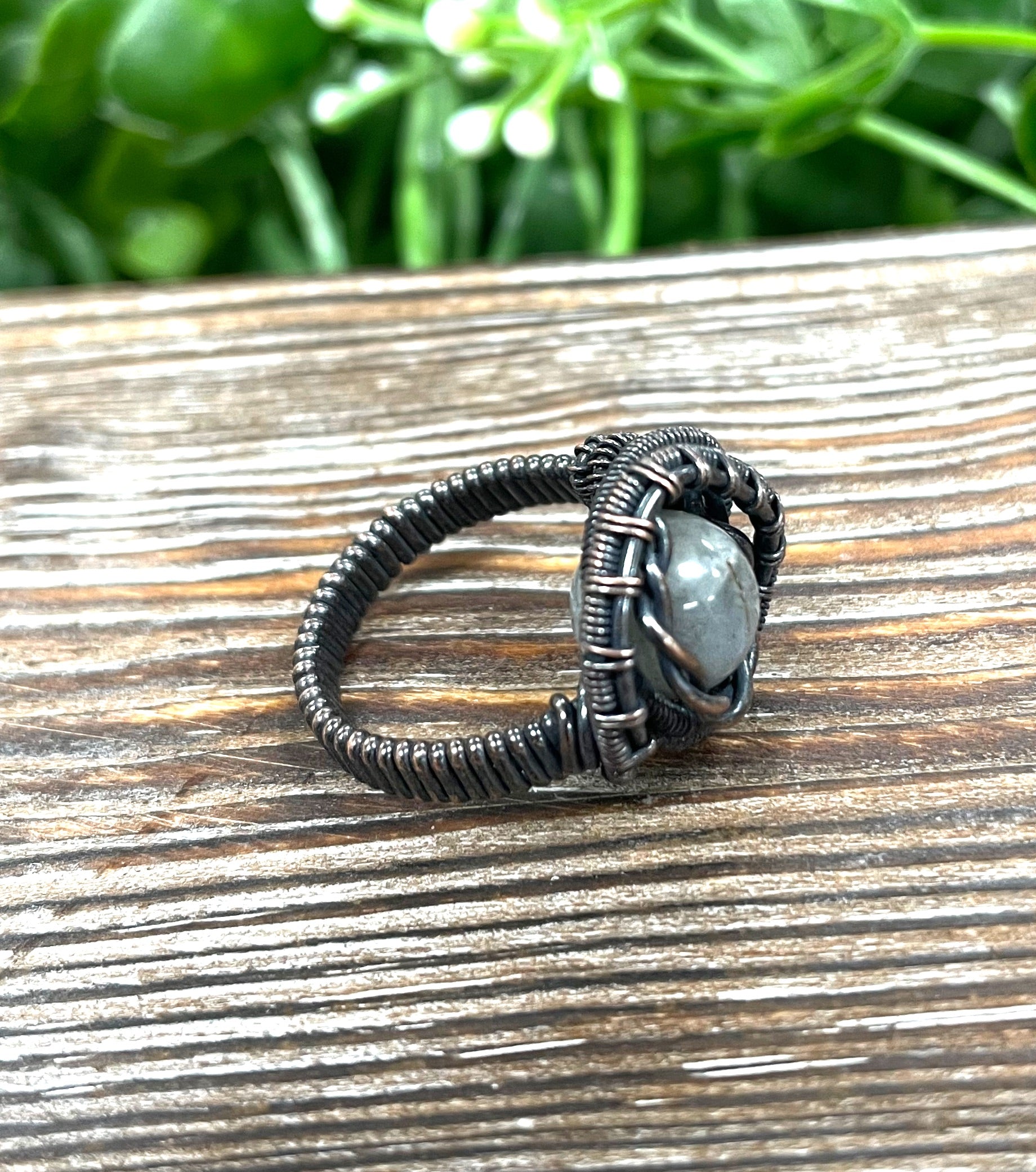 Labradorite wire wrapped ring, handmade crystal ring, boho rings