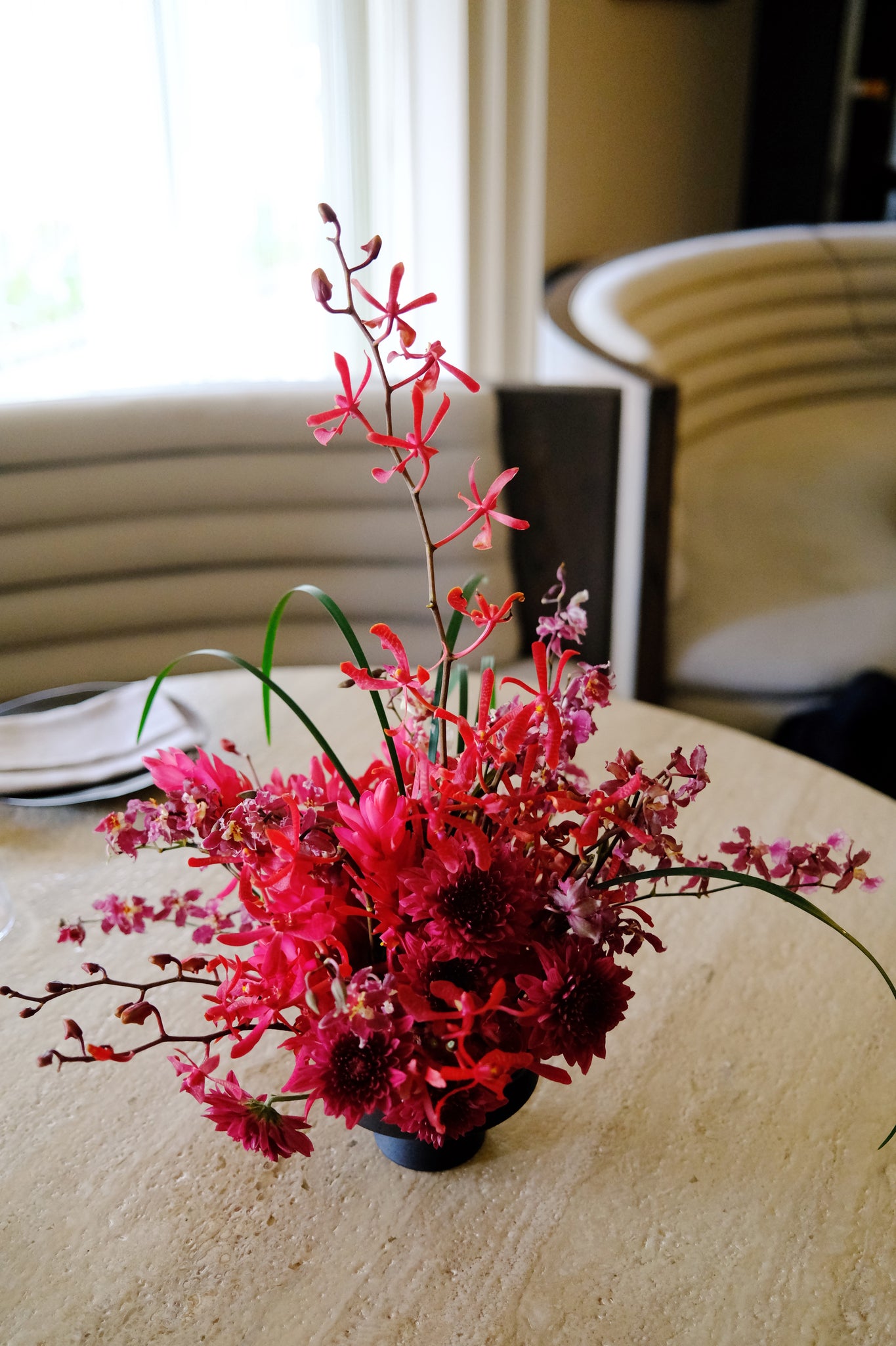 Botanical Floral Ikebana Table Arrangements At Fiz Restaurant 07