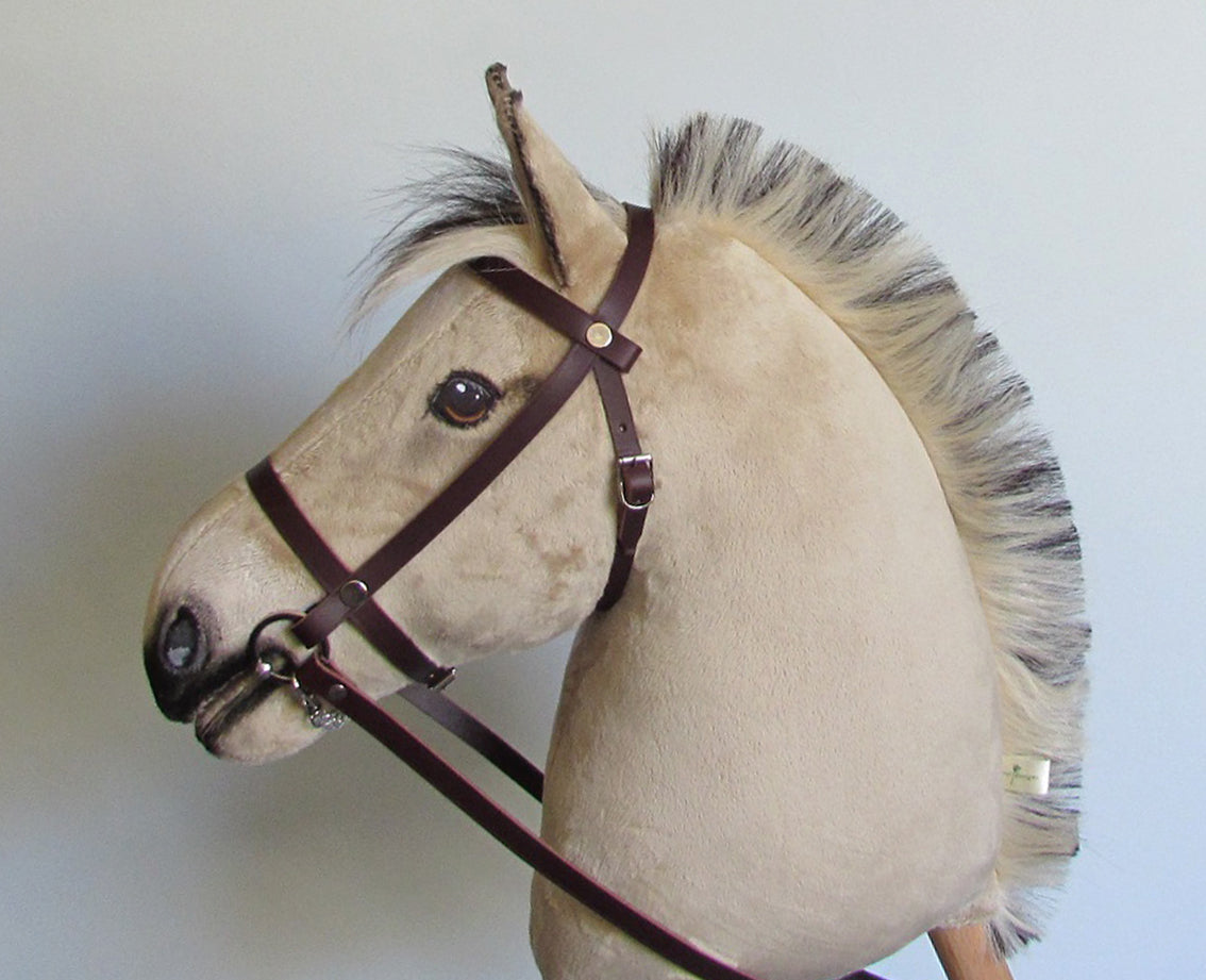 Fjord Hobby Horse with removable leather bridle – Laurel Designs