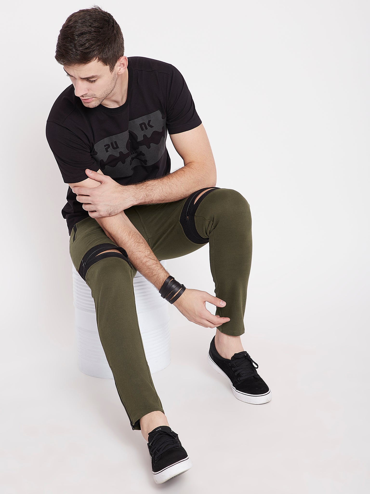 Buy SKULT By Shahid Kapoor Men Olive Regular Fit Joggers Online at Low  Prices in India - Paytmmall.com