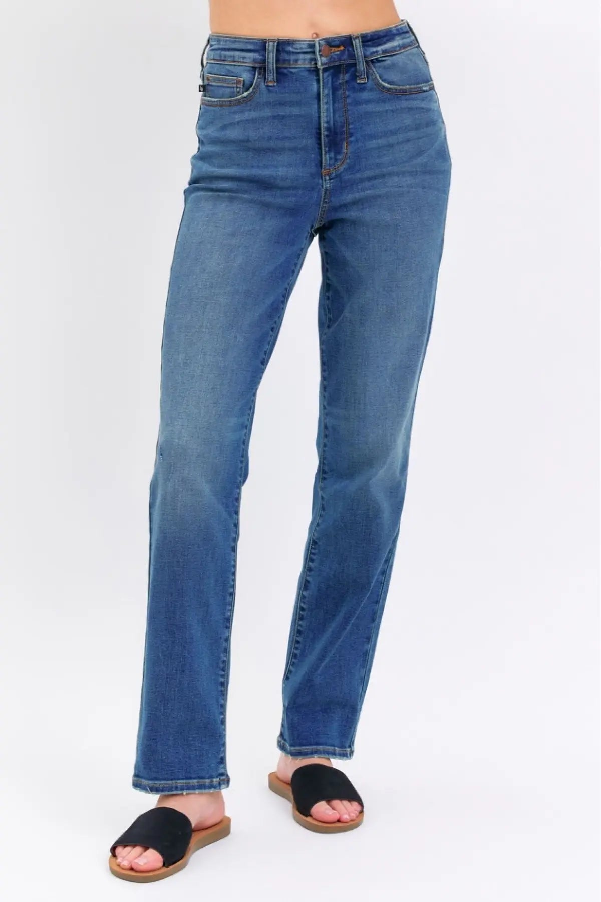 Judy Blue Hi-Waist Straight Fit