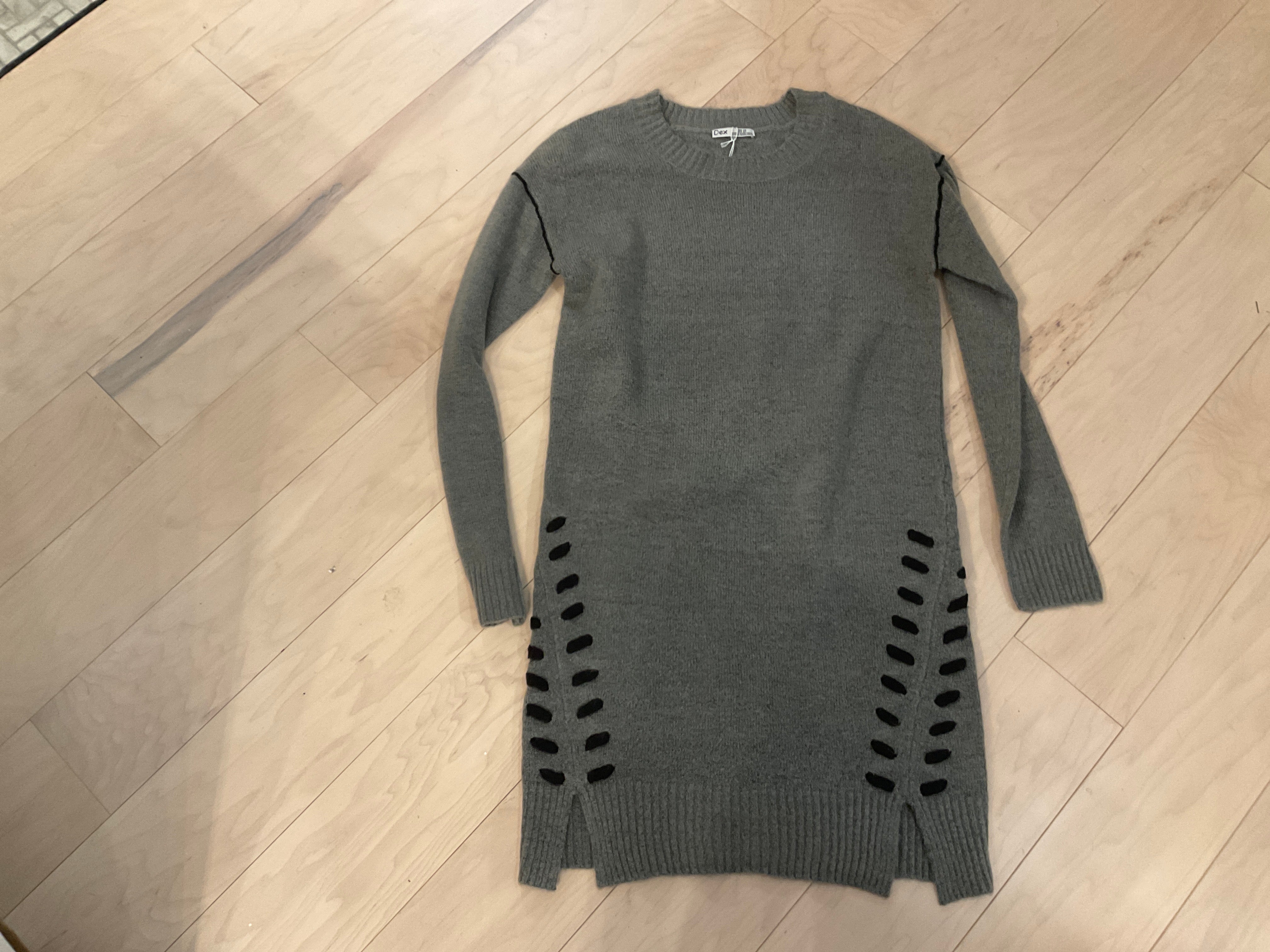 {{ClientCode}} GRAY DEX Sweater, XS