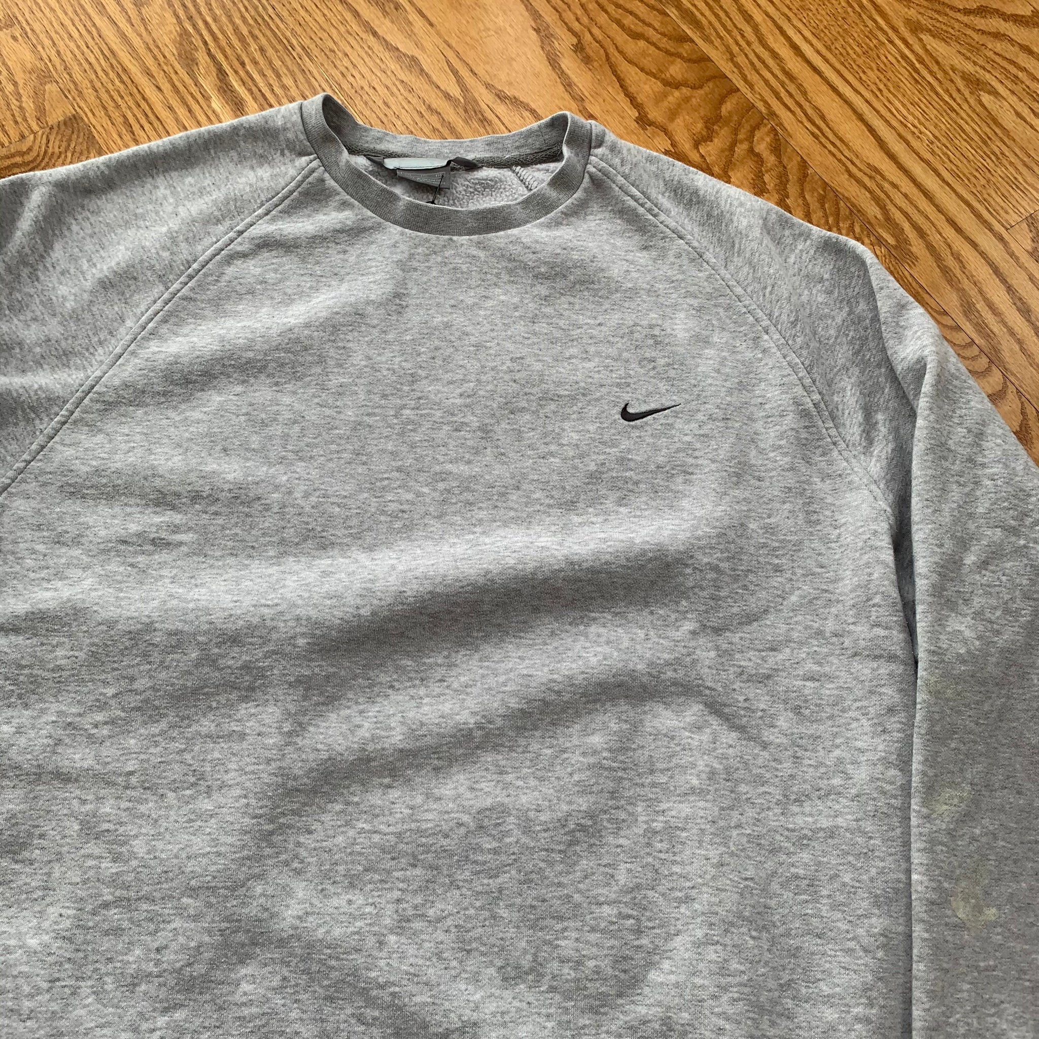 vintage nike grey crew neck