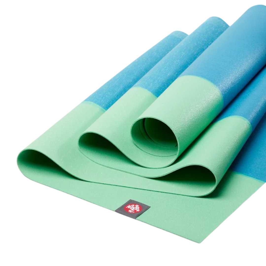 Key Power Movement - The Manduka eKO SuperLite yoga mat is a rubber travel  yoga mat with superior grip, it weighs less than a kilo and can be folded!  This yoga travel