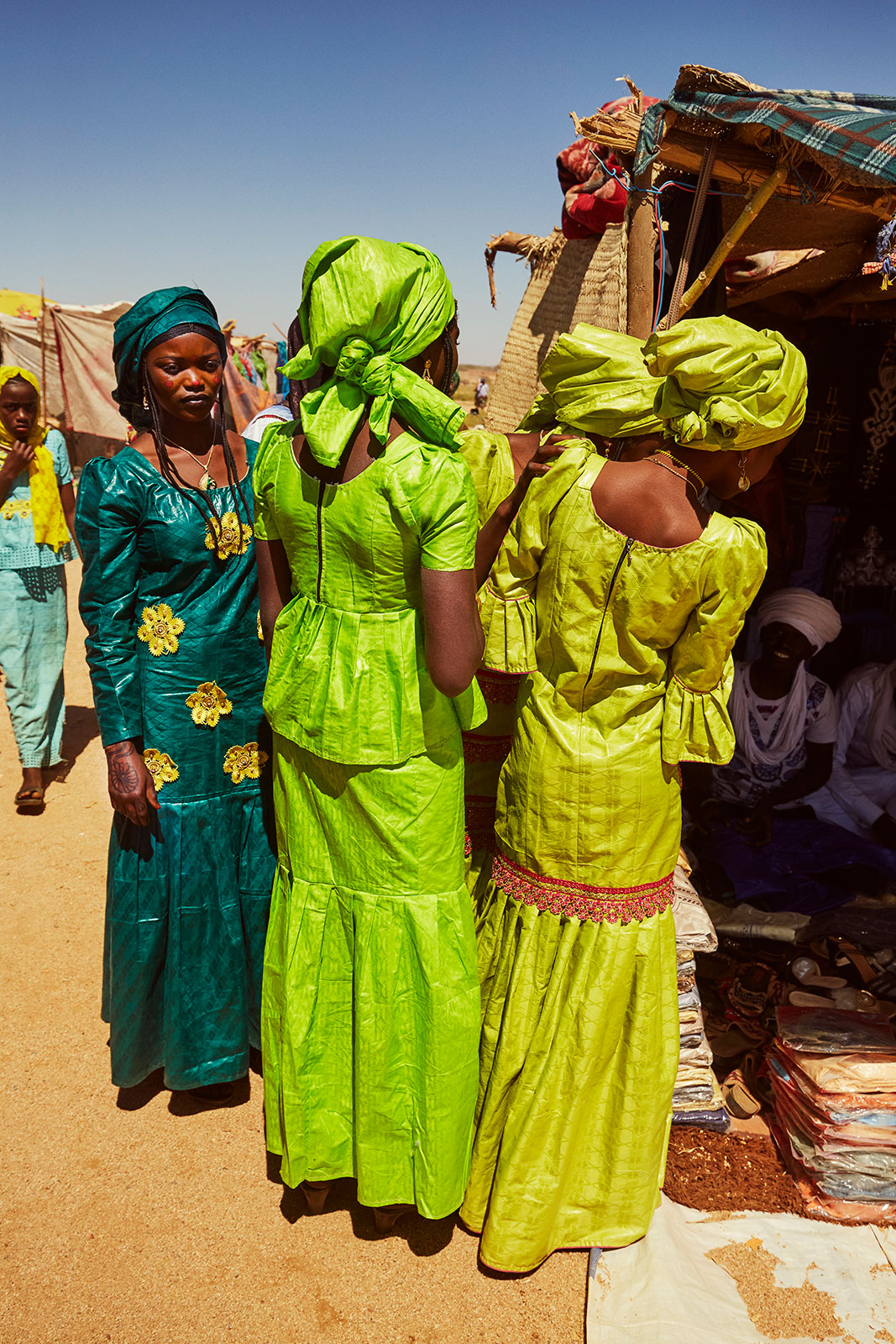 www.enkieyewear.com-enki-sunglasses-jesse-walker-photography-tuareg-tribe-niger-2019
