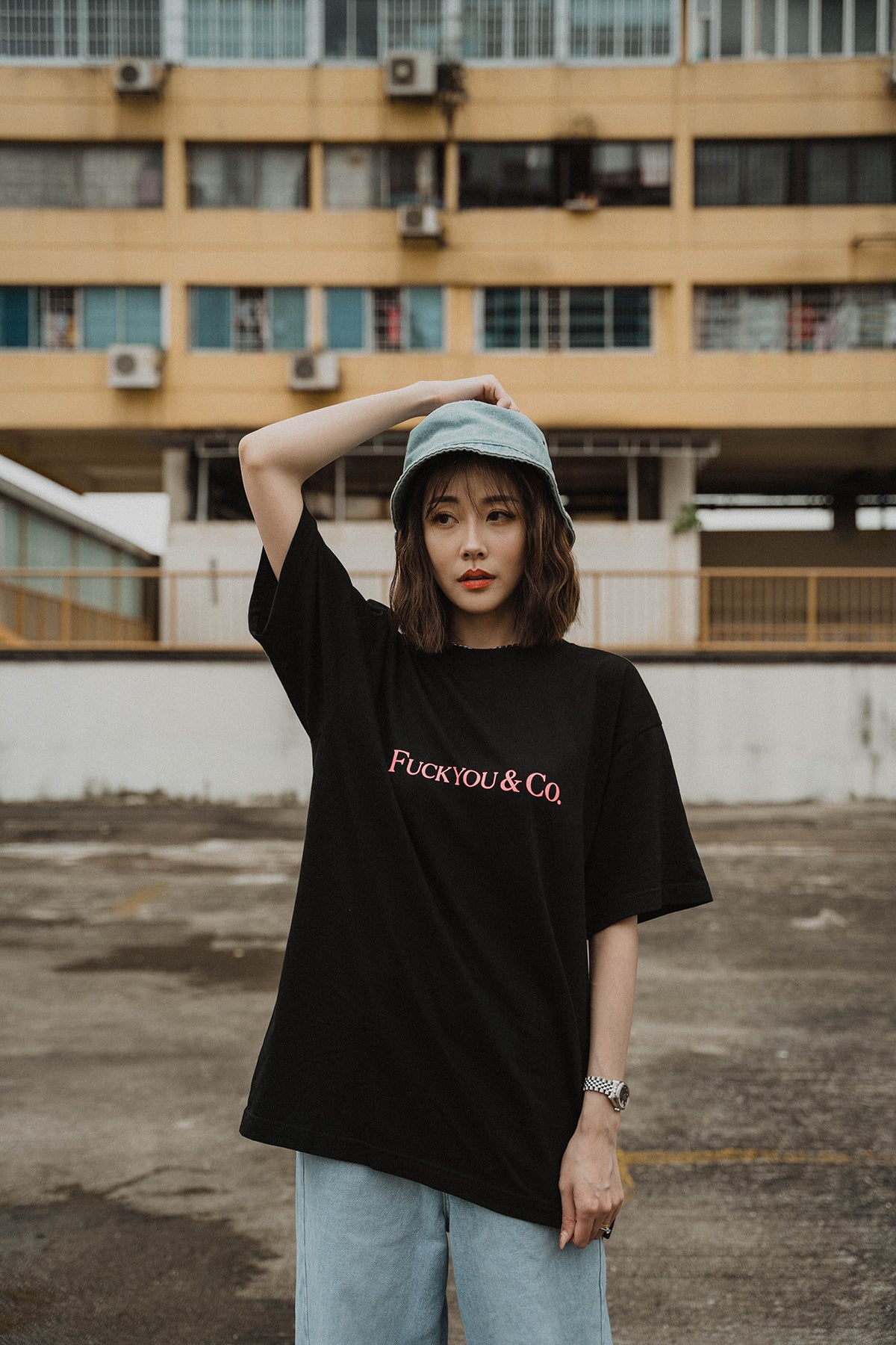 あのインスタで有名なマジョガリーの人気バンダナTシャツ　XL