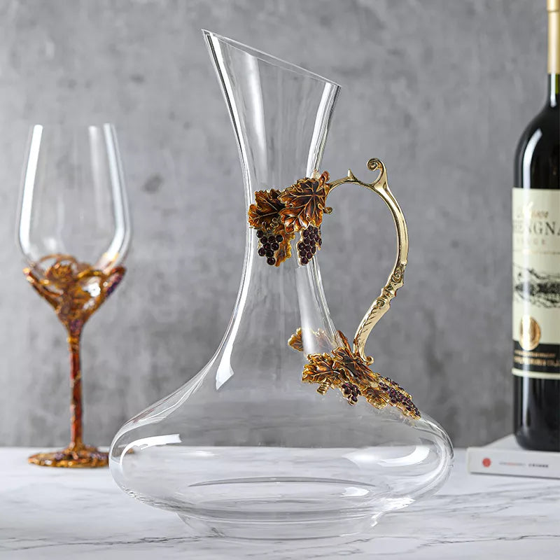 French Retro Enamel Decanter Wine Glass Set Crystal Decanter Red Wine Allocator Kitchen Drinkware Home Dispenser for Beverage