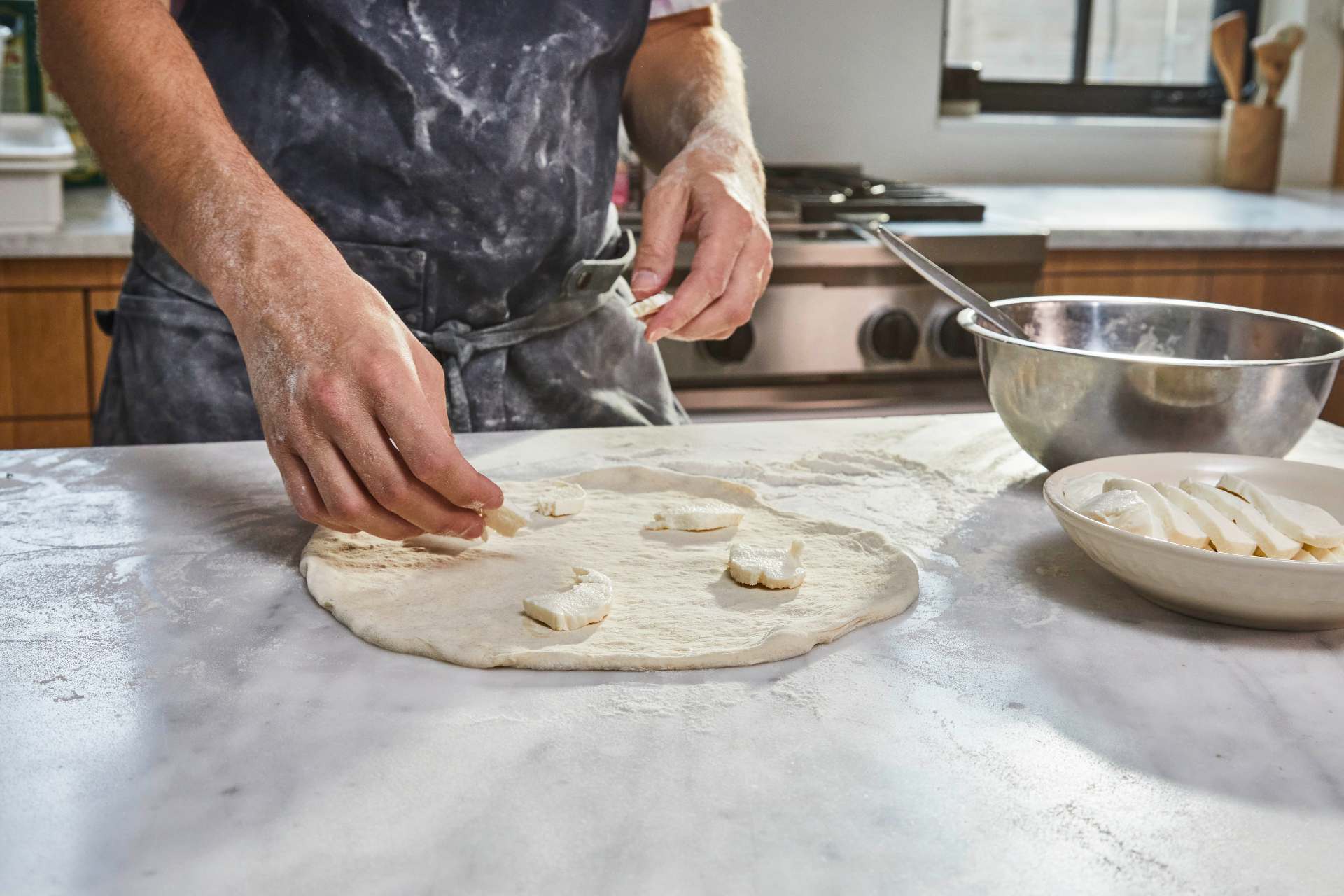 Pizza à la sauce au crabe épicée