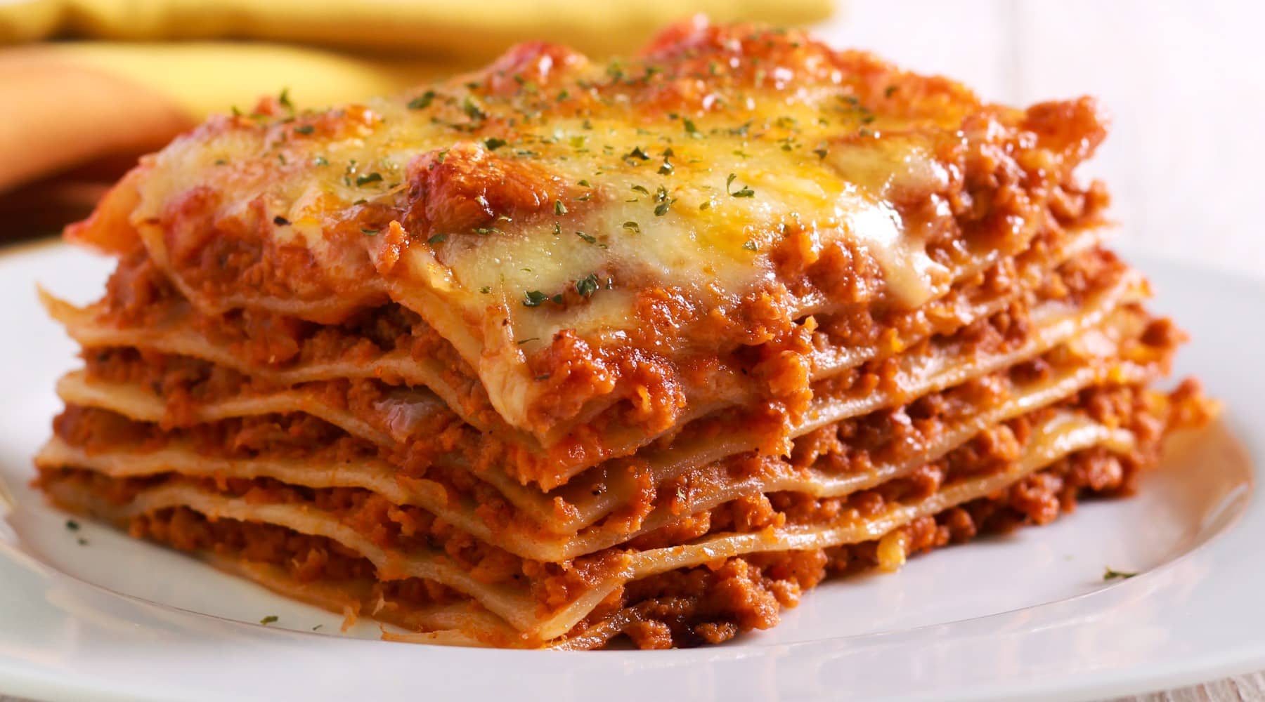 Use Jar Goods tomato sauce to make a delicious lasagna.