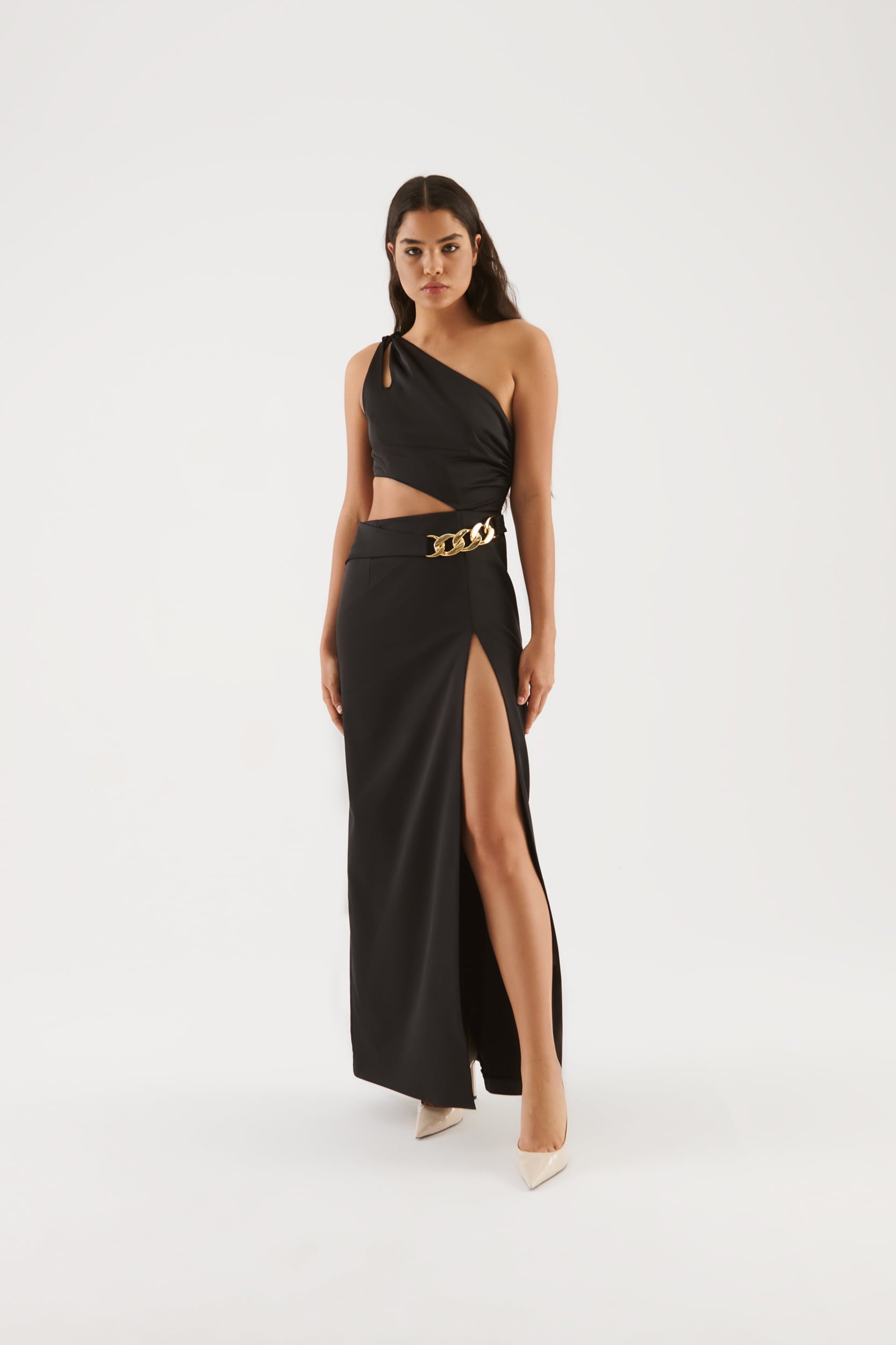 Roman Elegant Front Slit Black Formal Gown. 2