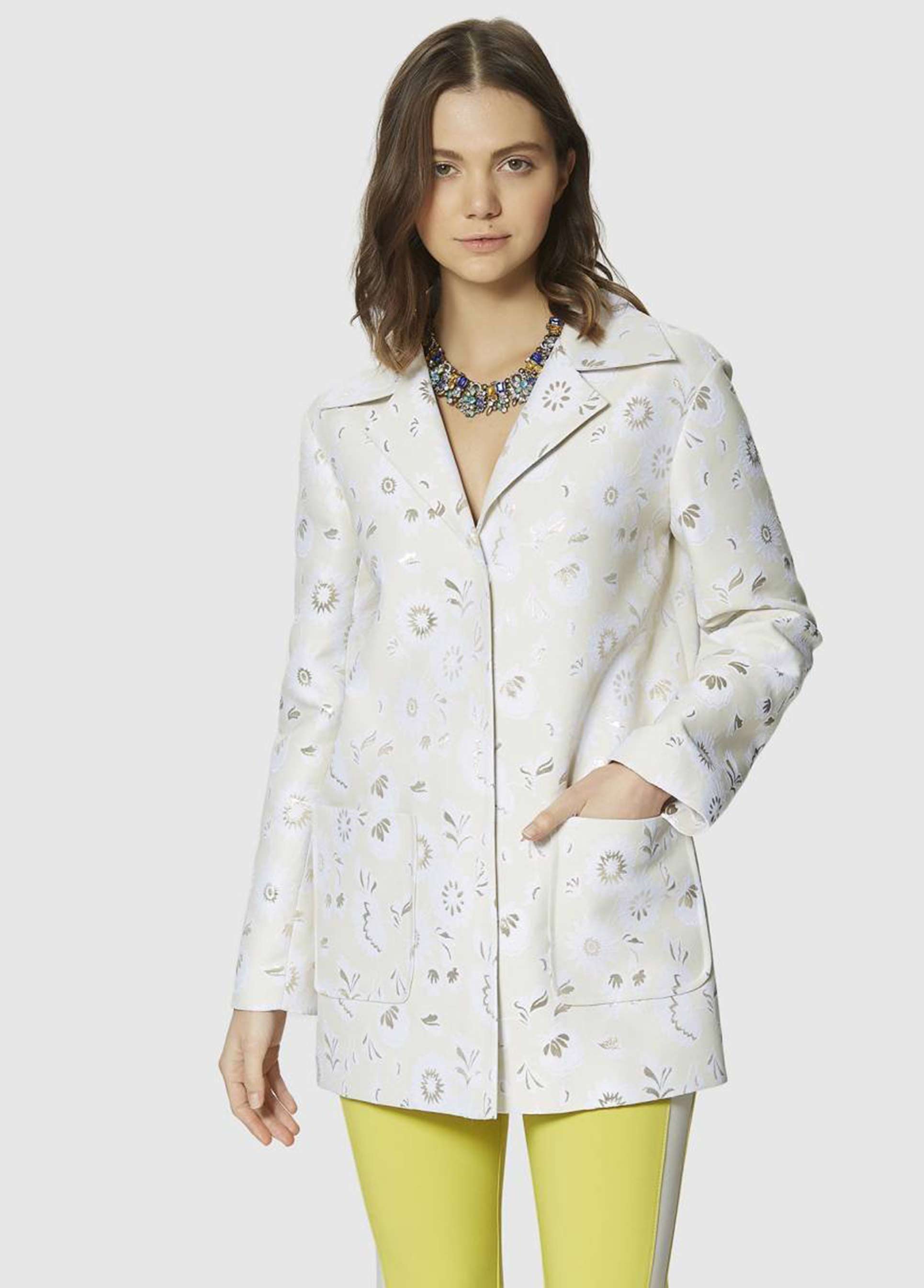 Roman CREAM FLORAL JACKET. 2