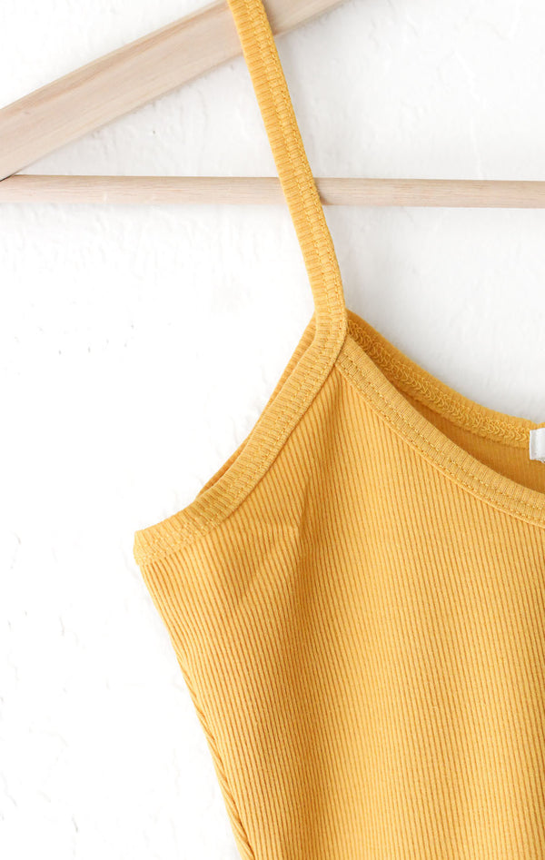 Knit V-neck Cami Crop Top - NYCT CLOTHING