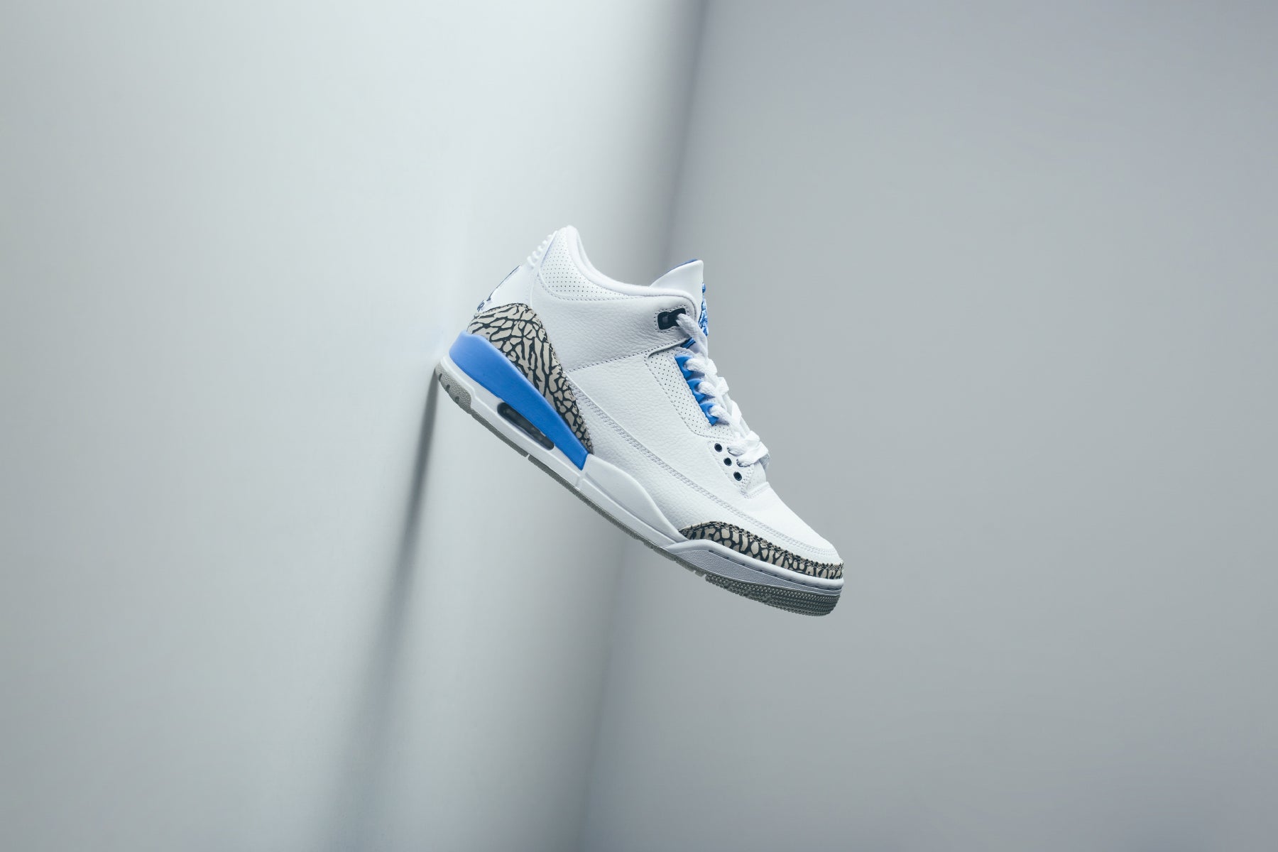 air jordan 3 retro valor blue