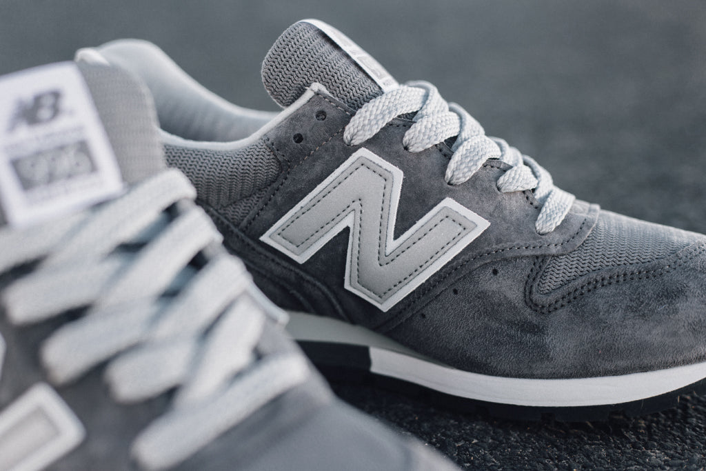 new balance 996 grey silver