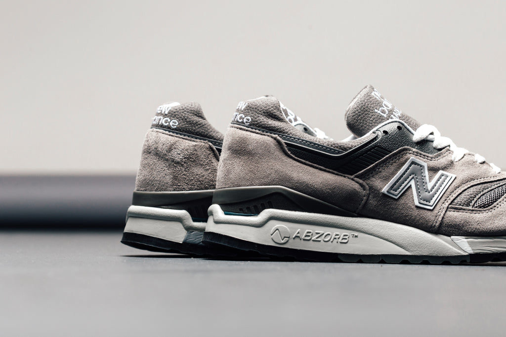 Oír de peine Compatible con New Balance 997.5 Made in USA In Grey Available Now – Feature