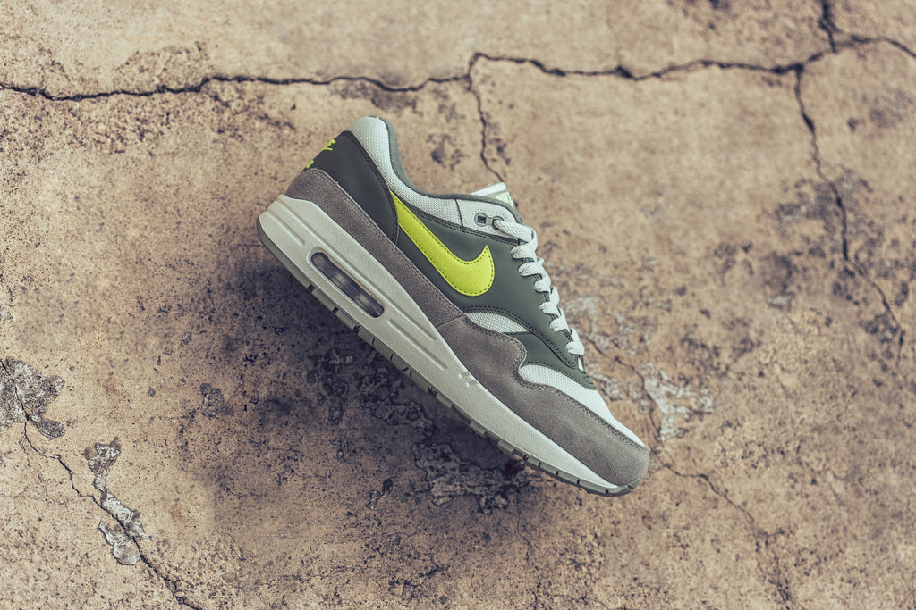 nike air max 1 clay green