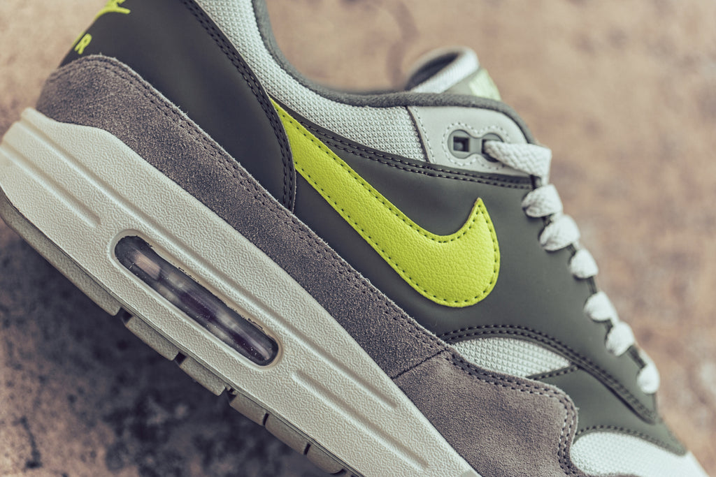 air max 1 mica green