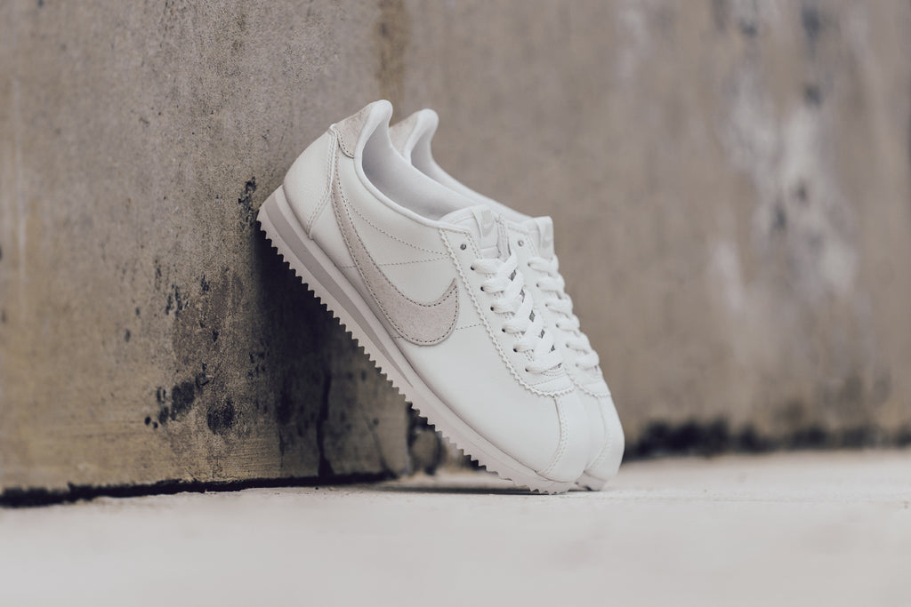 nike cortez premium women's