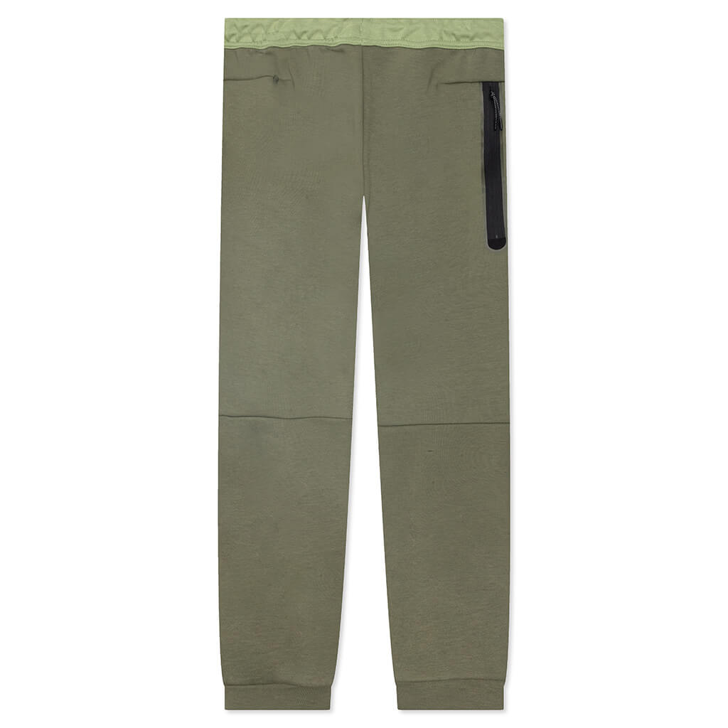 Nike Sportswear Tech Fleece Joggers - Medium Olive/Alligator Black ...