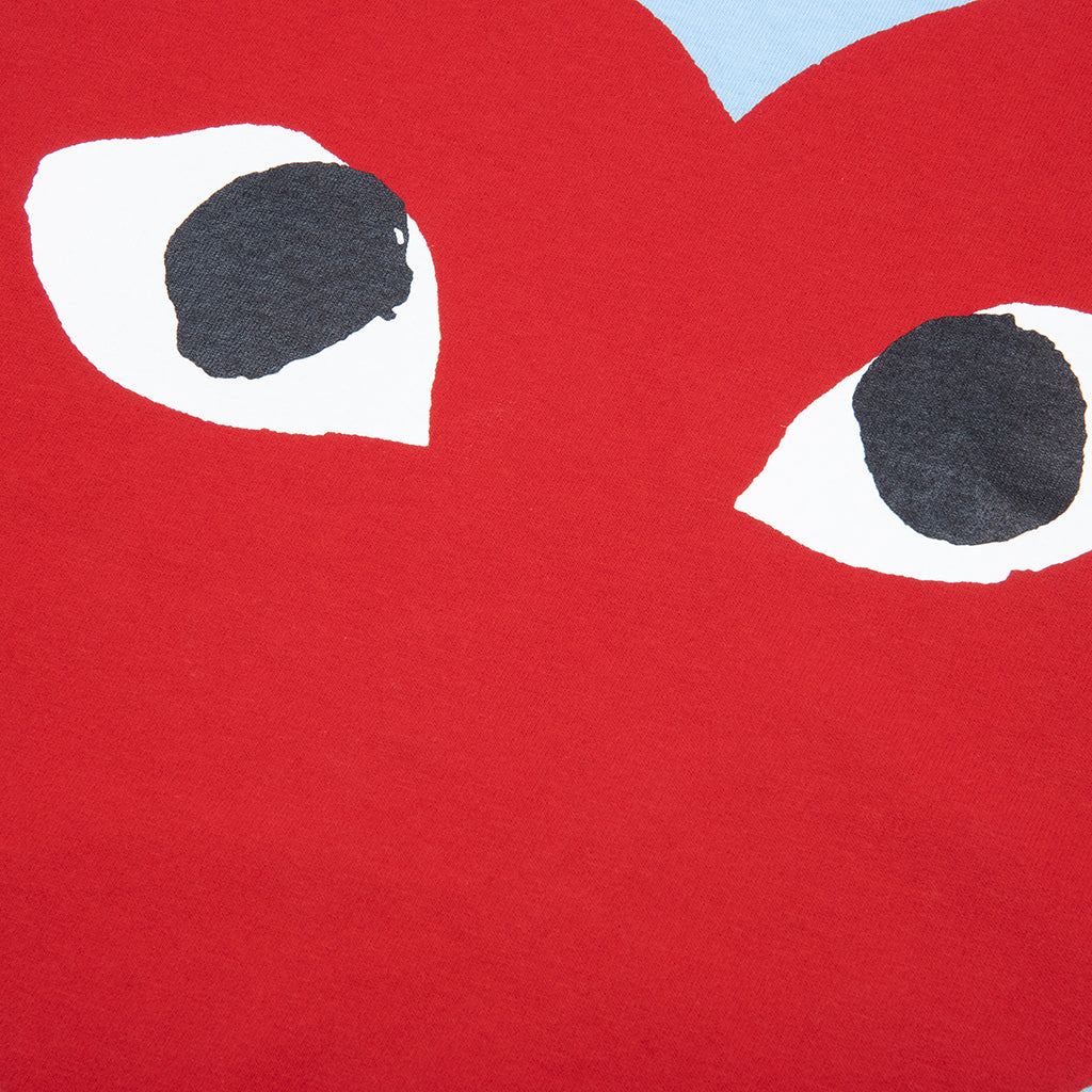 Comme Des Garcons Play Pastelle Red Logo T Shirt Blue Feature