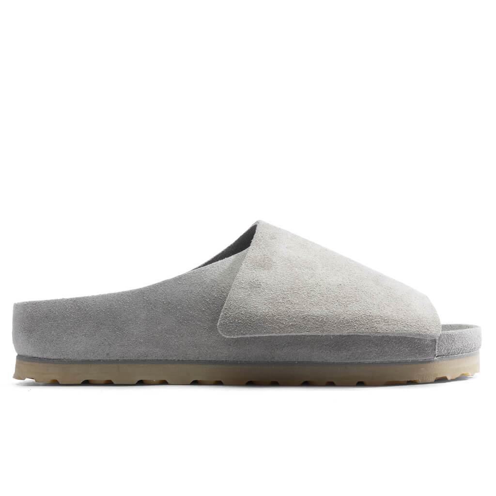 Fear of God x Birkenstock The Los Feliz Suede - Cement – Feature