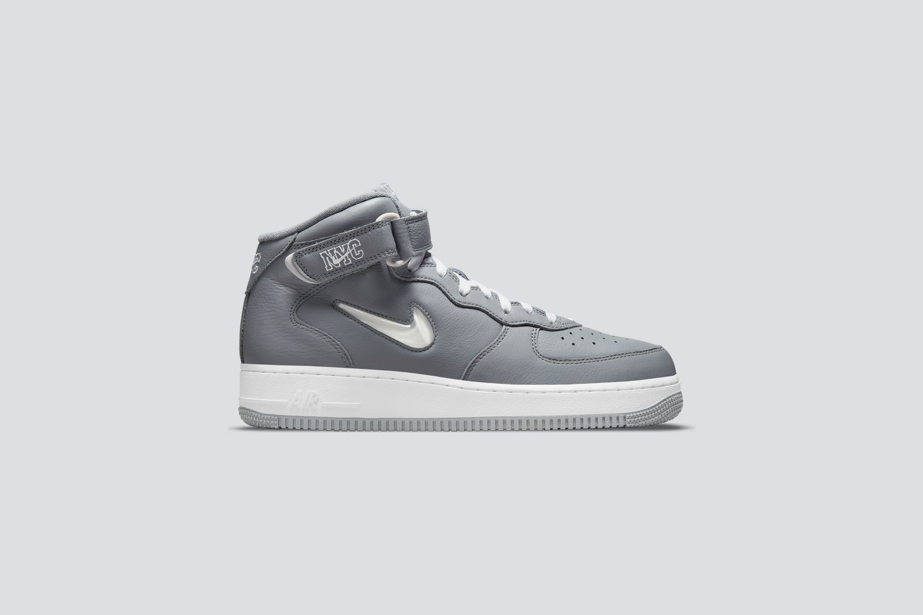 nike air force 1 mid gray