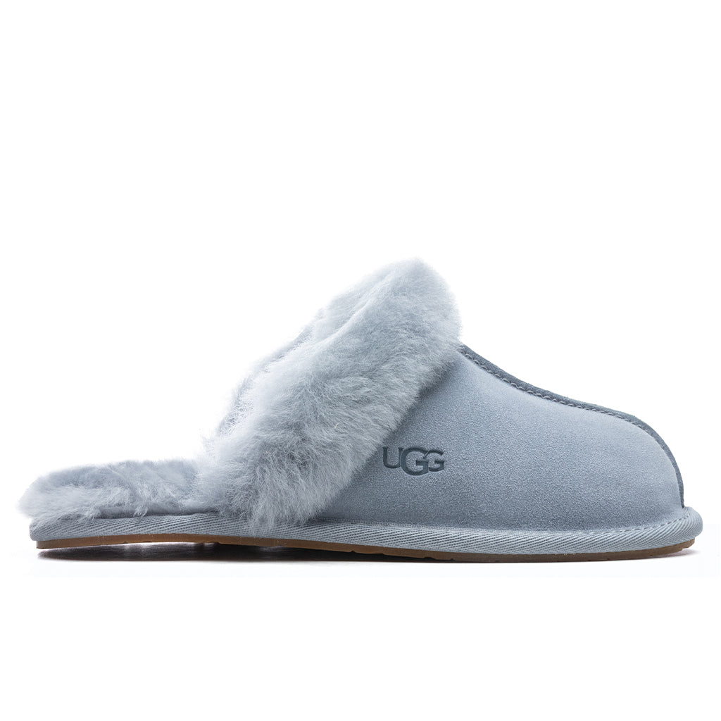 grey ugg slippers