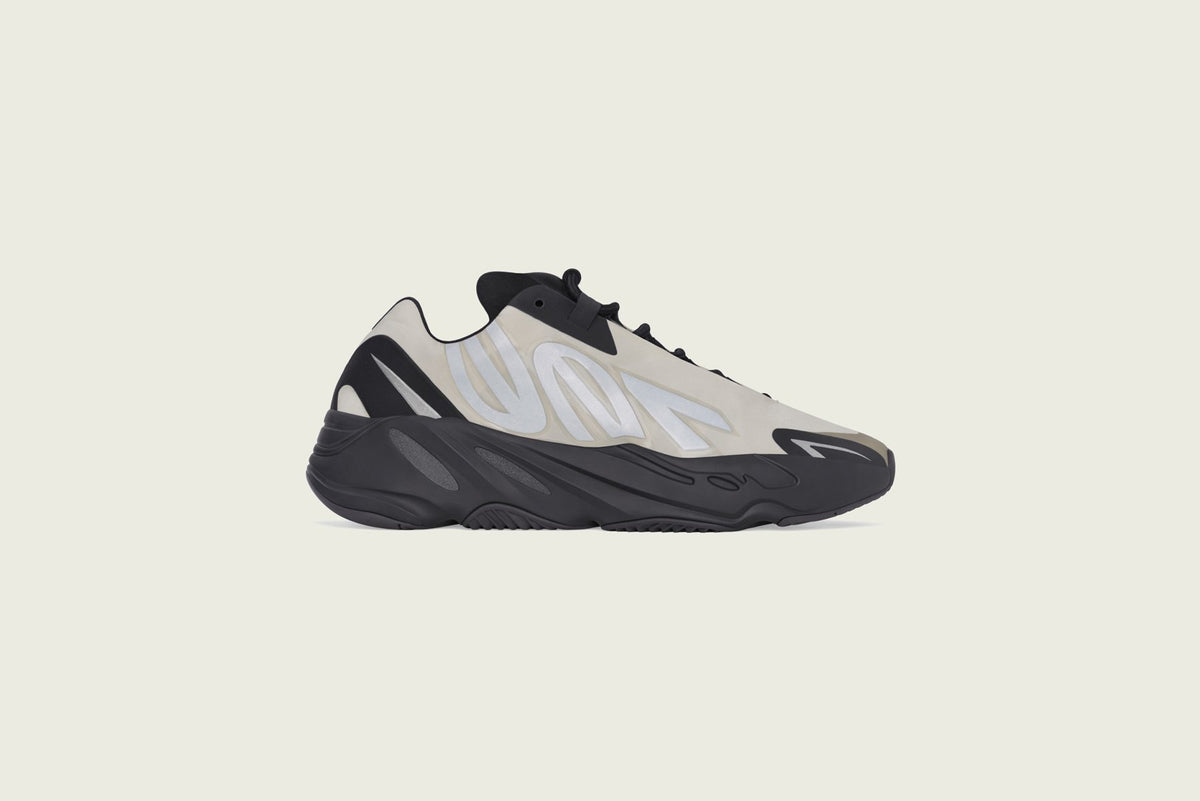 yeezy 700 in store near me