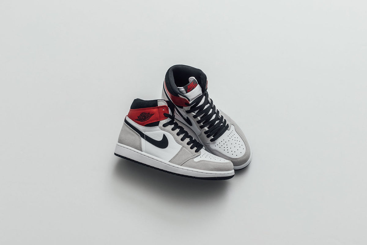 air jordan 1 retro high og white black smoke grey