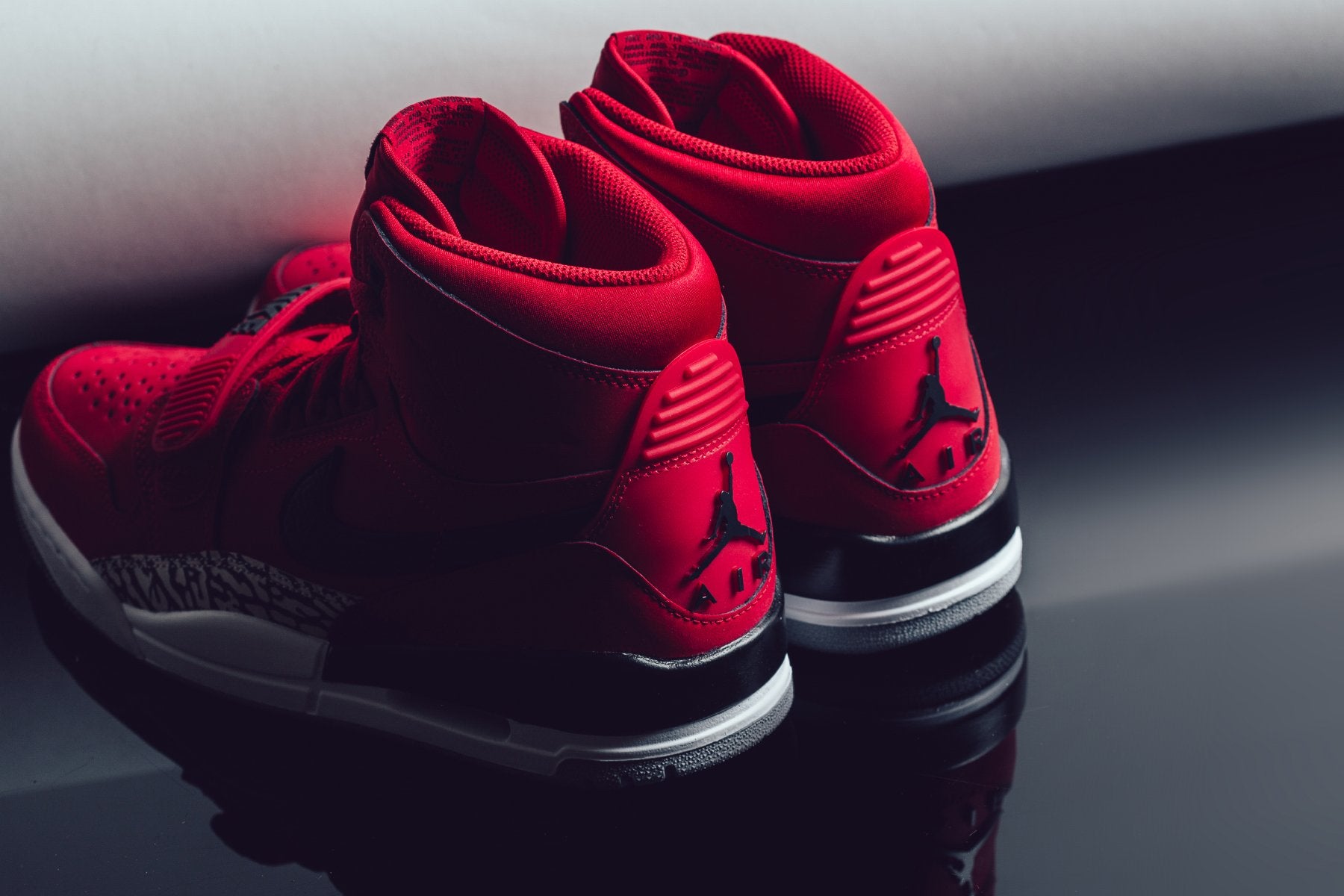 Air Jordan Legacy 312 Varsity Red Black Feature