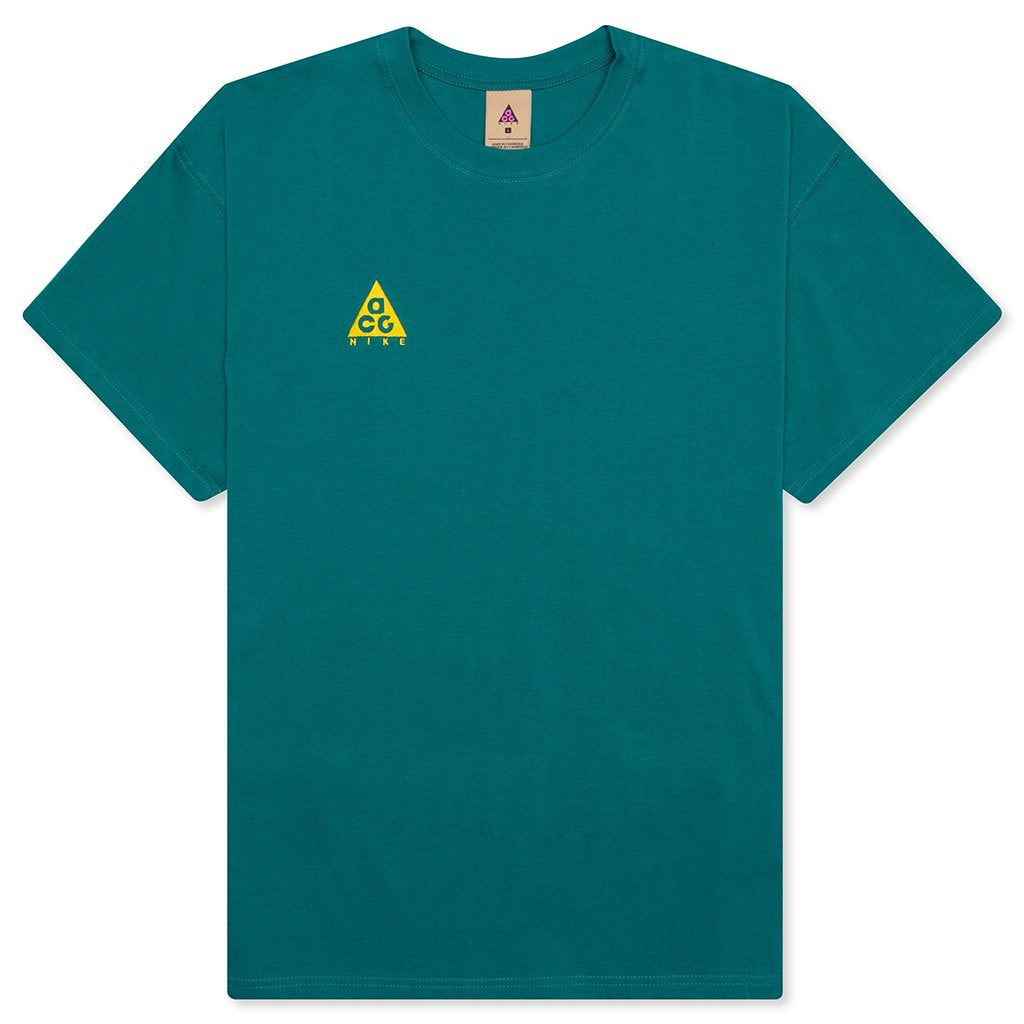 Nike ACG Logo S/S Shirt - Bright Spruce/University Gold – Feature