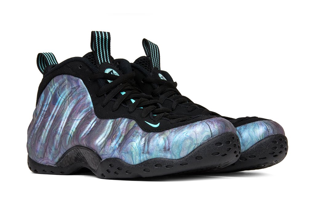 air foamposite one iridescent purple