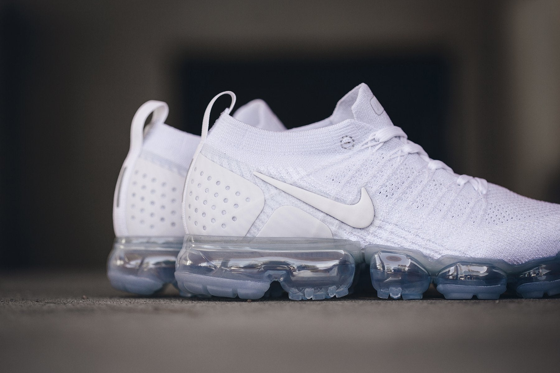 vapormax 2 white