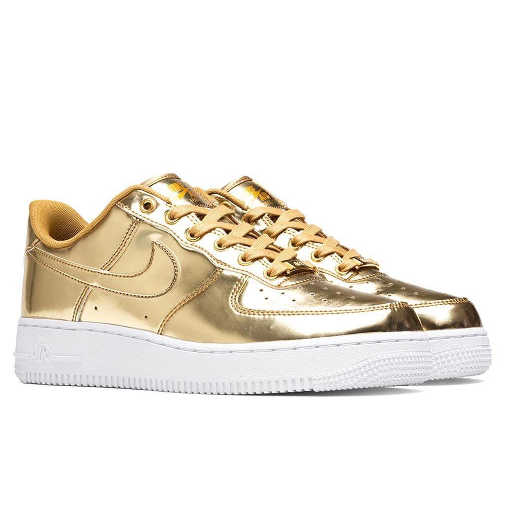 Nike Women's Air Force 1 SP - Metallic Gold/Club Gold/White – Feature