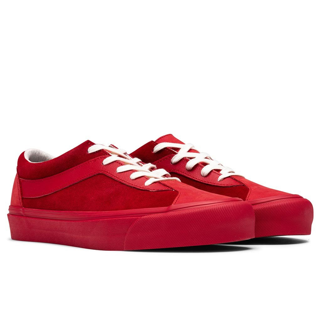 red chili vans