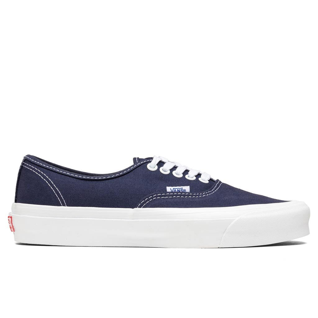 vans authentic og navy