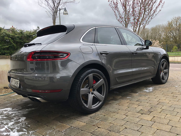 Porsche Macan ceramic coating. best car wash shampoo and snow foam. Labocosmetica Cork Ireland