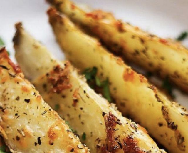 Baked Garlic Parmesan Potato Wedges