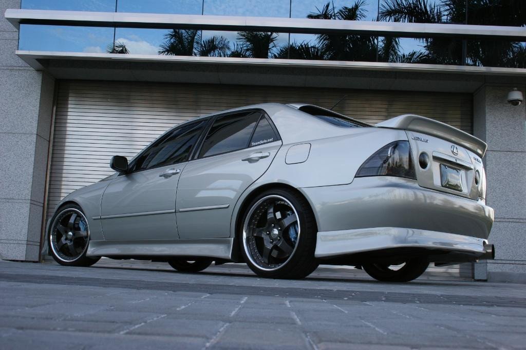 19992005 LEXUS IS 200/300 (Extreme By Default) BC