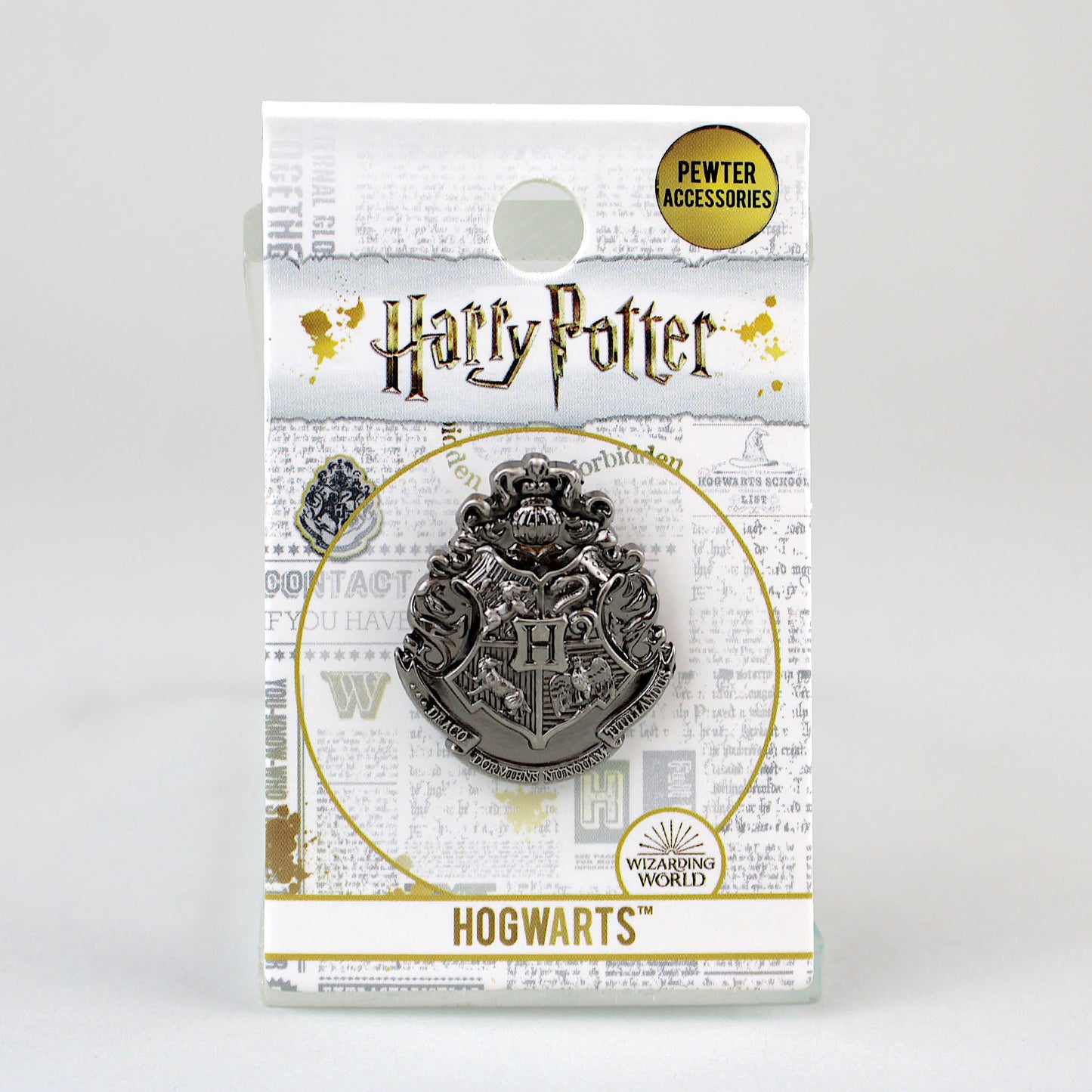 Hogwarts Crest Pin – Collector's Outpost