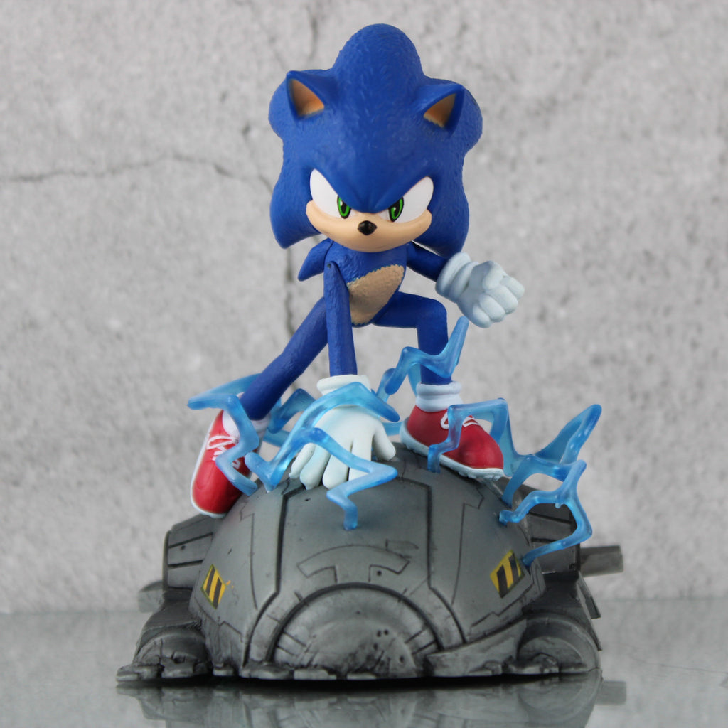 sonic gallery statue