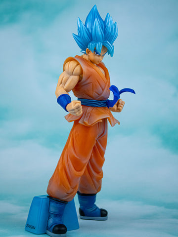 statue dbz s ss goku color 6