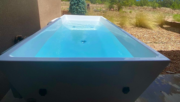 How to Set Up a “Cold Plunge” Ice Bath Tub