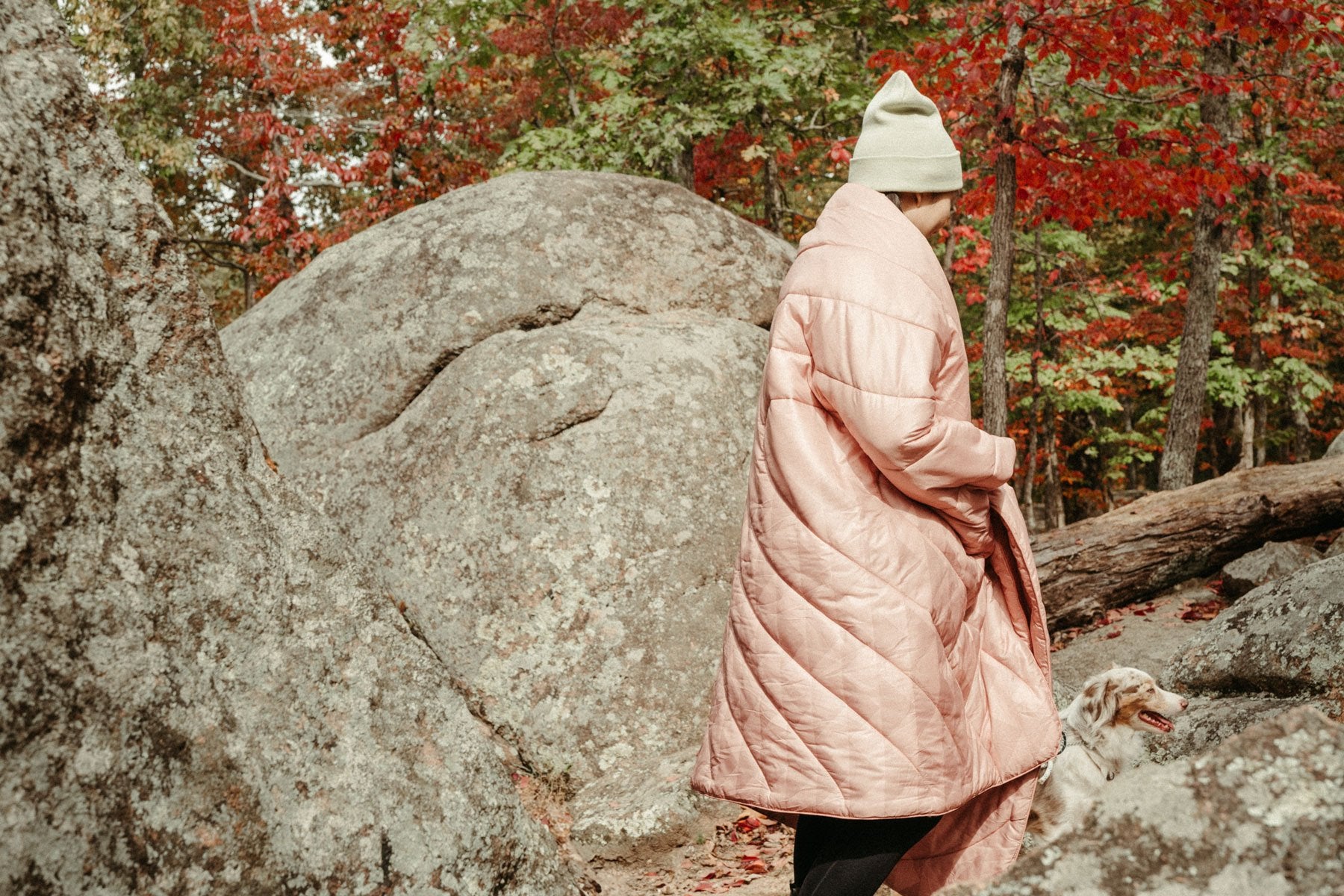 so ill x RUMPL x on the roam blanket in  dirty pink