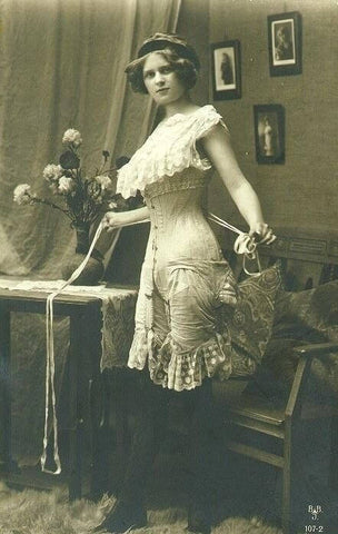 Historical Velvet Corset: Edwardian Overbust Corset. Steelbone