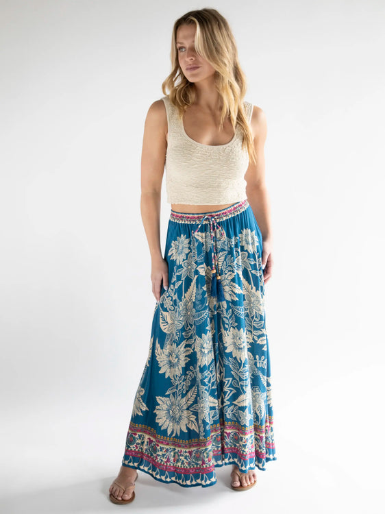 True Life: I'm Addicted to Maxi Skirts - living after midnite