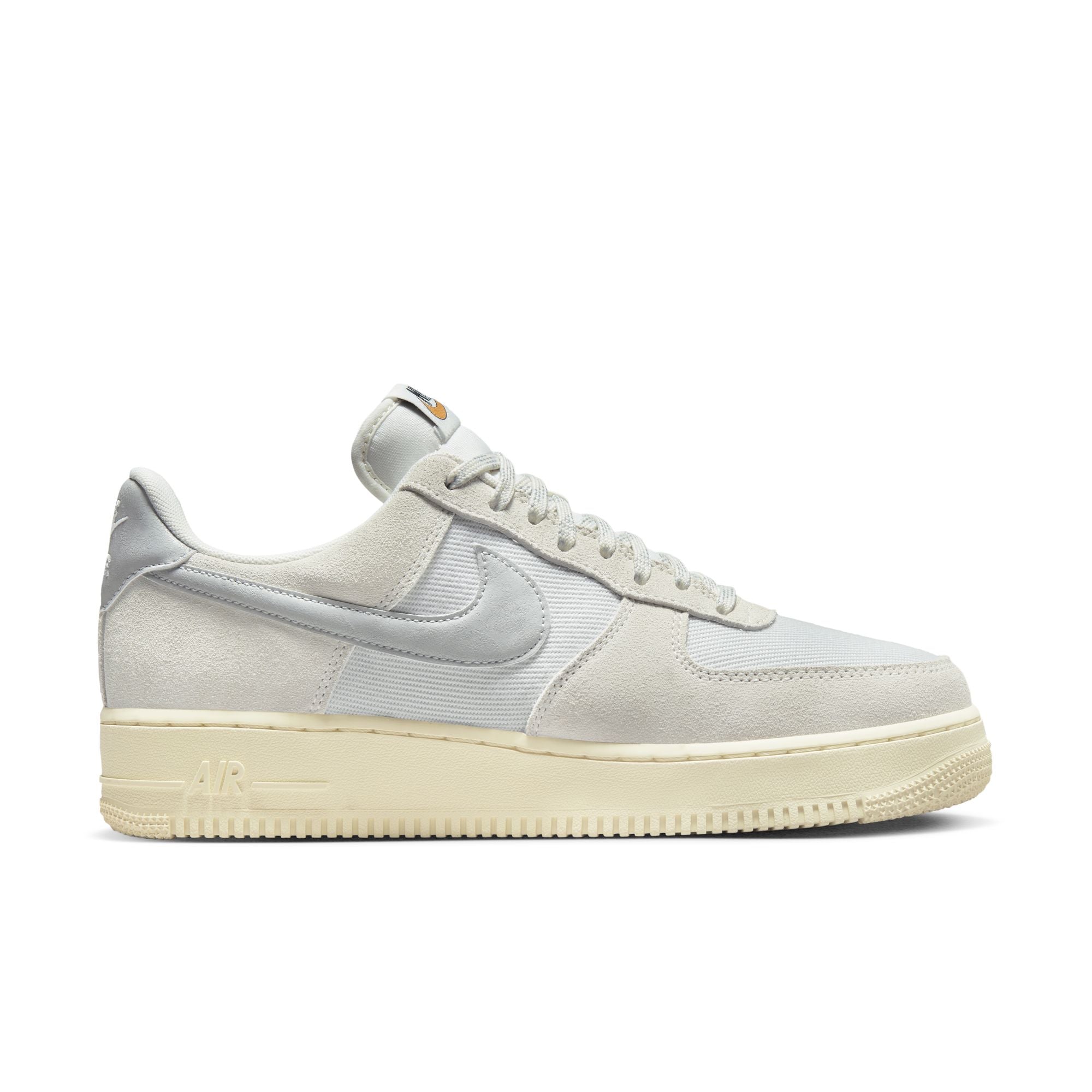 Nike Men's Air Force 1 '07 LV8 Certified Fresh Rattan