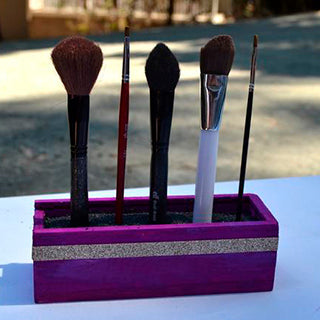 Eco-Friendly DIY: Makeup Brush Holder – Tea Drops